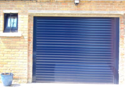 volet garage bleu